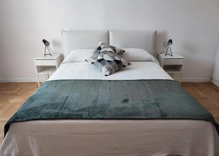 Colosseum Guest House Luil